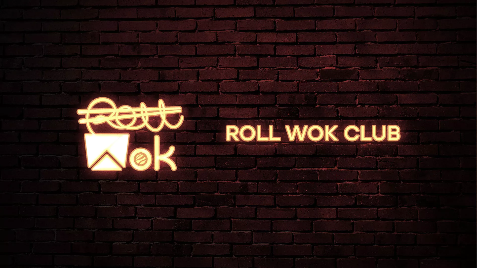 Разработка логотипа суши-бара «Roll Wok Club» в Оханске